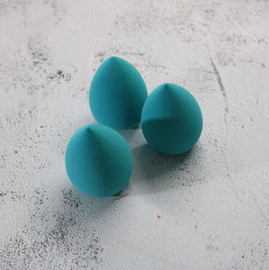 hzm 1pcs Smooth Cosmetic Puff Dry Wet Use Makeup Foundation Sponge Beauty Face Care Tools Accessories Water-drop Shape YA320